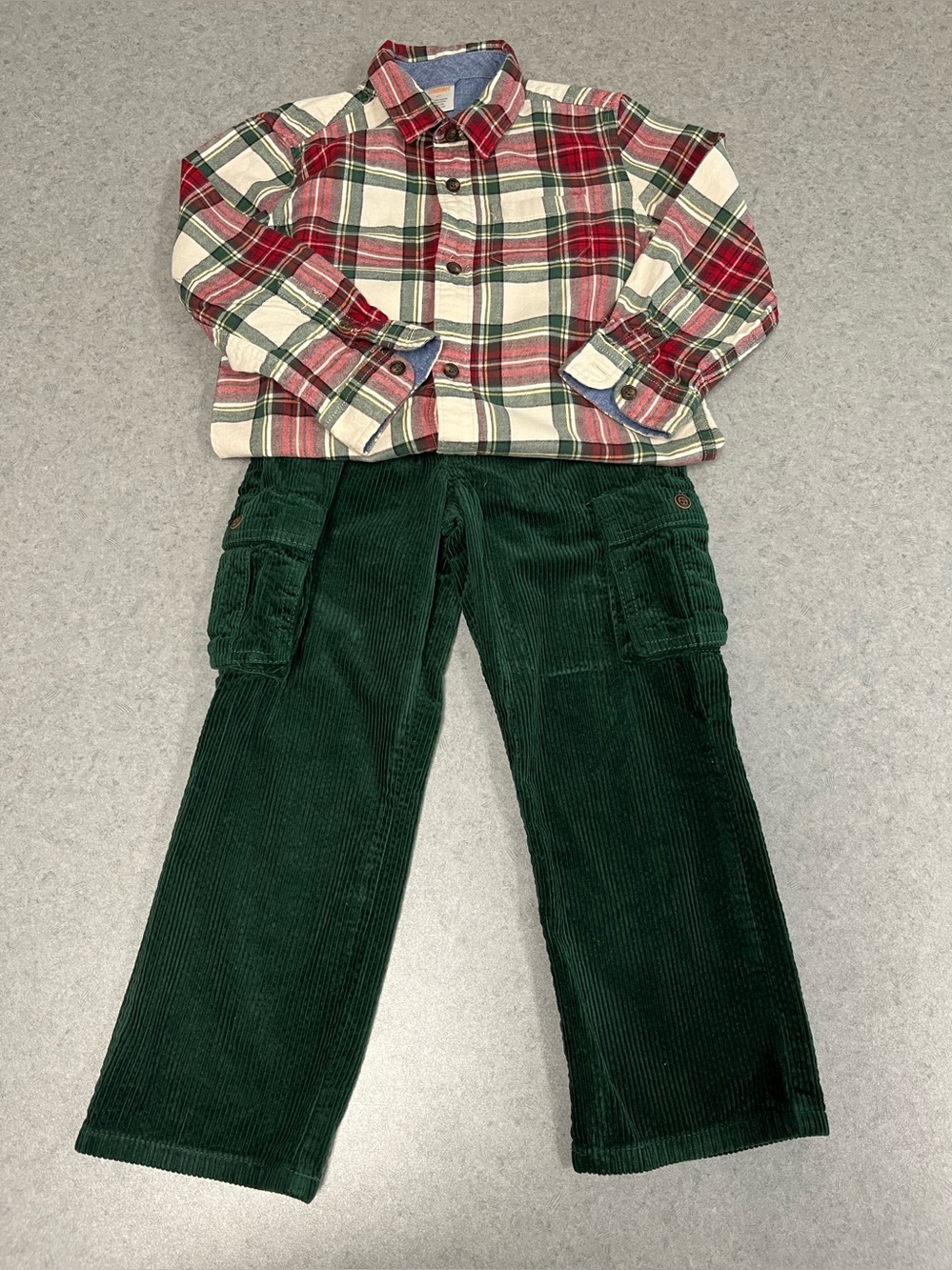 Gymboree Cotton Plaid Shirt & Green Corduroy Cargo Pants Set—5T